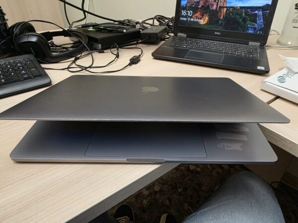 MacBookPro i9 15" 16GB RAM 500SSD 2018! - Imagen 5